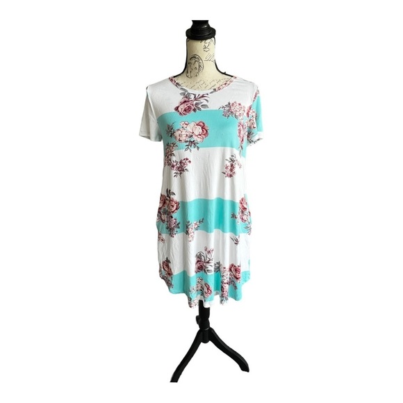 Viamore Floral and stripe T-shirt dress size Medium - Picture 1 of 7